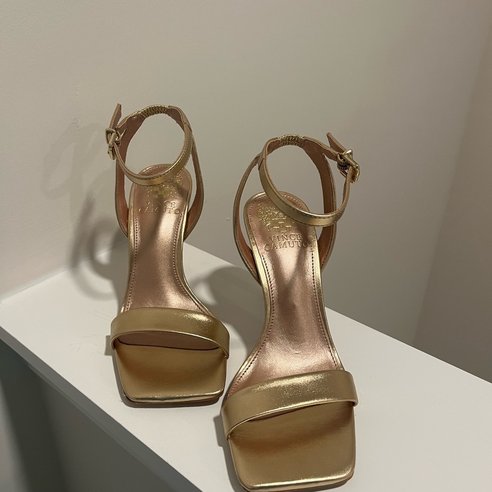 Cute Vince Camuto Metallic Gold Heels